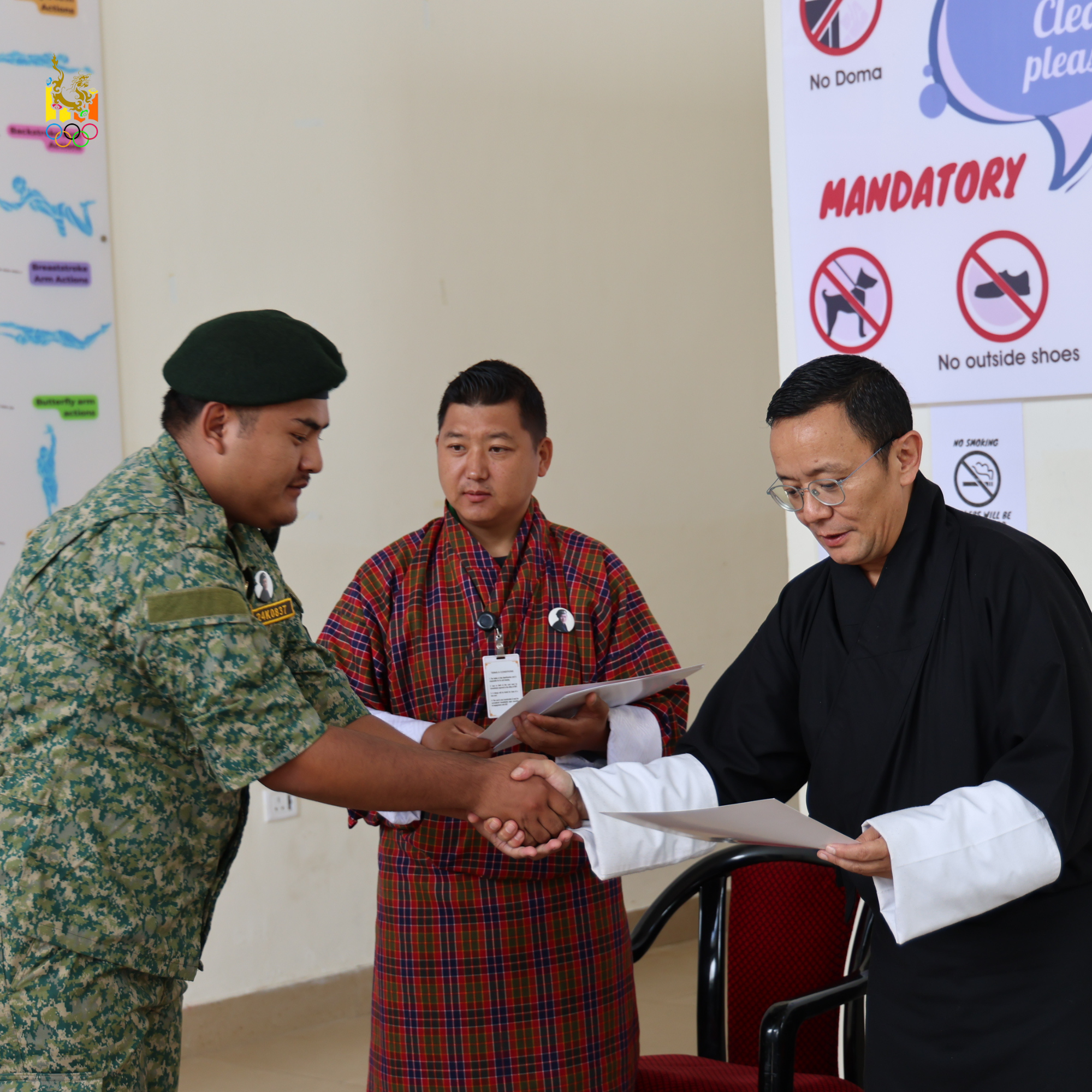The month-long De-suung Skilling Programme in swimming officially concluded today with a certificate distribution ceremony at the Bhutan Aquatic Centre. The closing was graced by Mr. Sonam Karma Tshering, Secretary General of the Bhutan Olympic Committee.