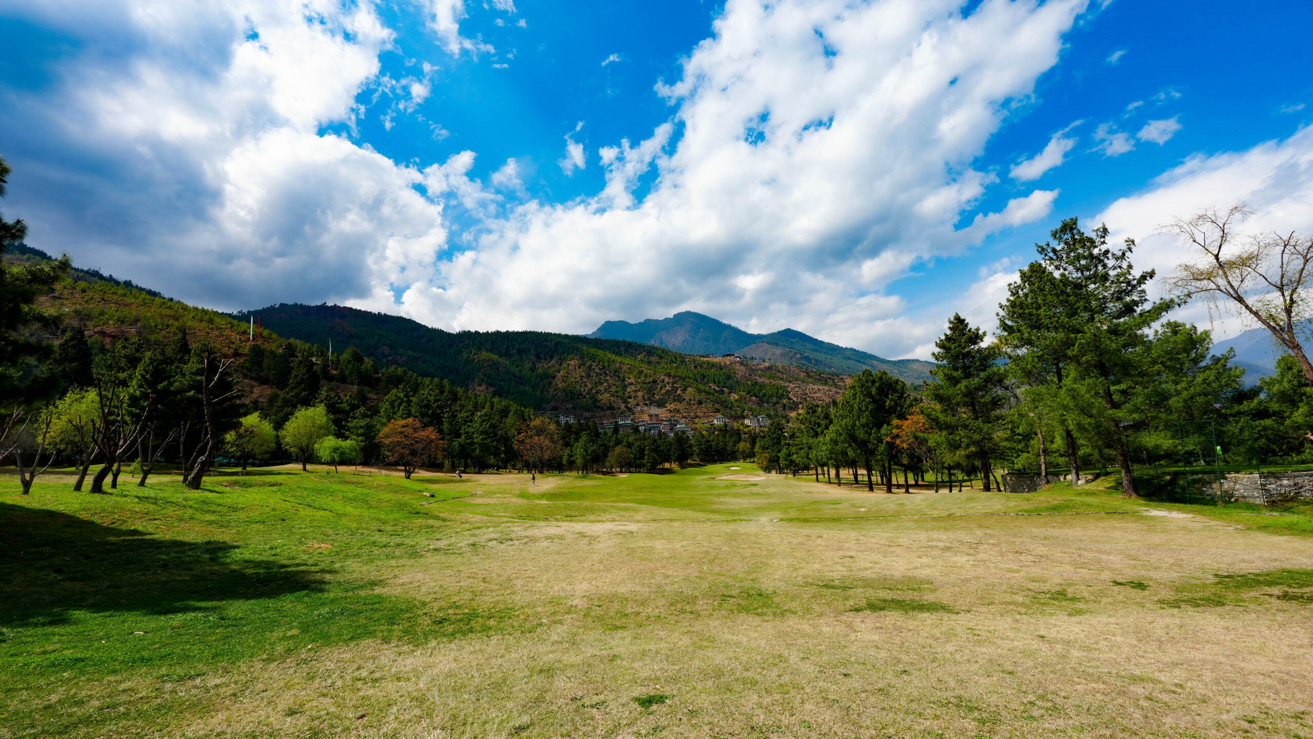 The CISCO Cup 2026 got underway yesterday at the Royal Thimphu Golf Course, with a full field taking to the fairways in the opening round of qualifiers. The tournament is being held to mark the 46th Birth Anniversary of His Majesty The King Jigme Khesar Namgyel Wangchuck. A total of 161 regular golfers are in contention this year, including three lady golfers, while the junior division has drawn 29 boys and girls. Played in the Stableford format over 18 holes, the early rounds are already testing consistency rather than risk taking, with players focusing on steady scoring to stay in contention. The qualifying rounds will continue until March 20, after which the field will be cut down for the final rounds scheduled on March 21 and 22.