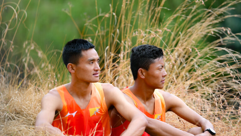 Side by Side: The Friendship That Runs a Lifetime